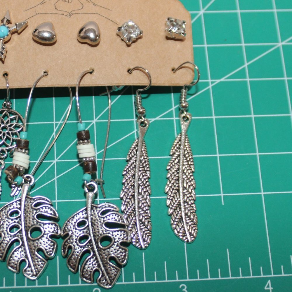 NEW Fashion Jewelry 6 Pairs of Silver Southwestern Style Earring - Picture 5 of 6